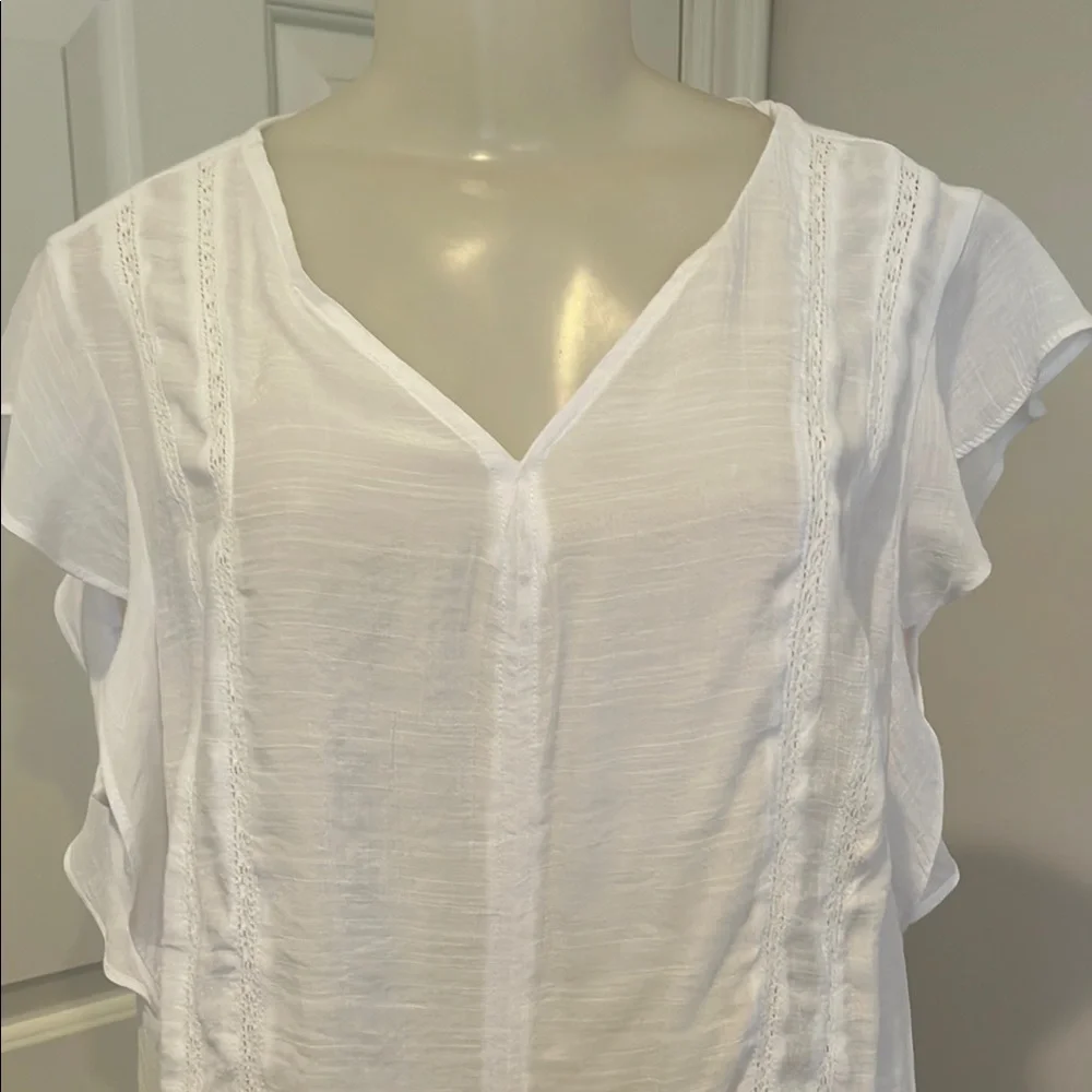 Zac & Rachel White Blouse with Elegant Design size XL - Picture 4 of 11